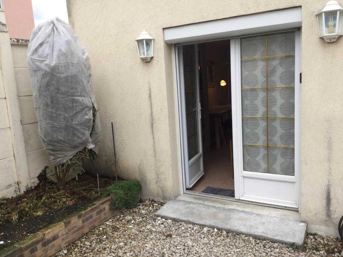 Studio Fond De Jardin Palaiseau Exterior photo