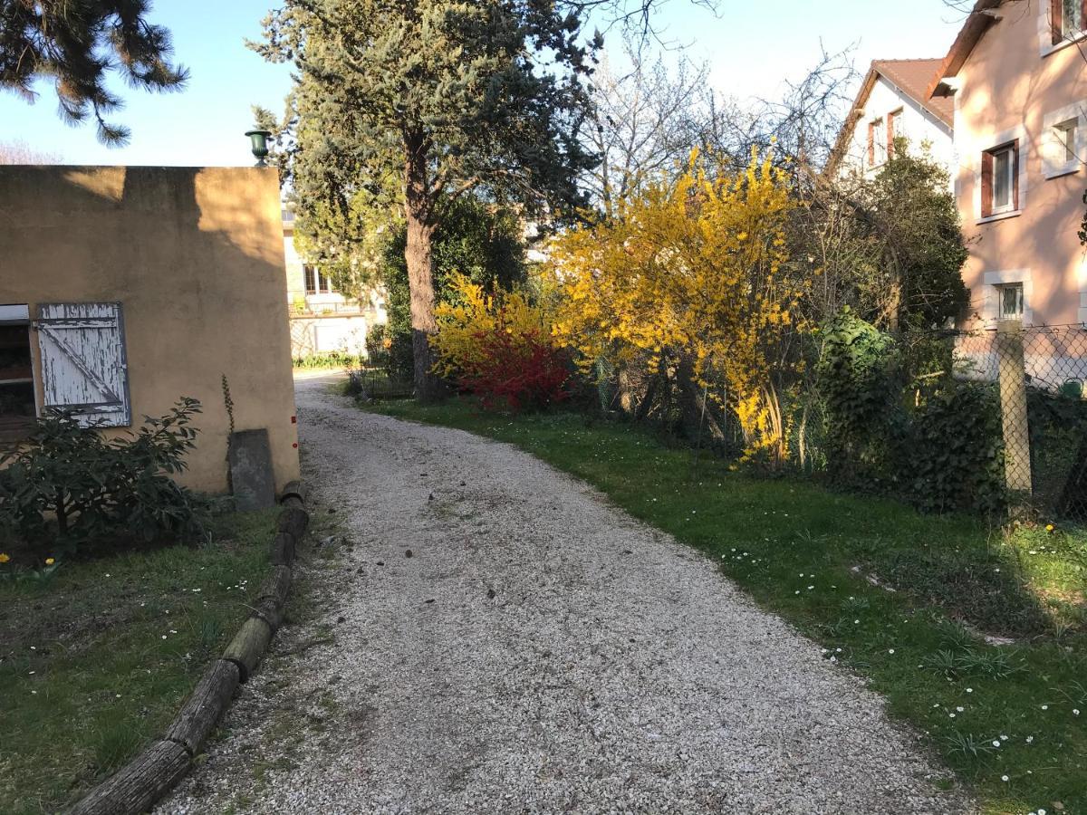 Studio Fond De Jardin Palaiseau Exterior photo